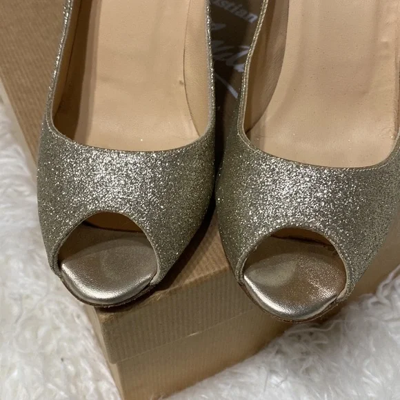 Christian Louboutin Shoes - Picture 6 of 9